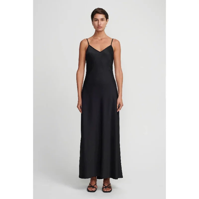 Hansen & Gretel Timeless Slip - Black