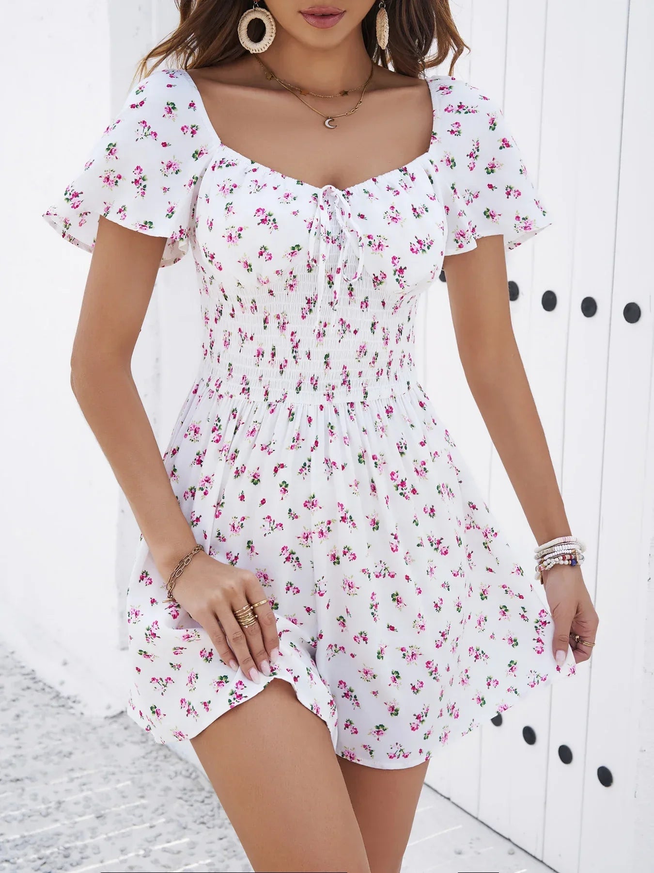 Spring/Summer New Short Fragmented Flower Night Dress French Gentle and Sweet Outdoor Beach Skirt